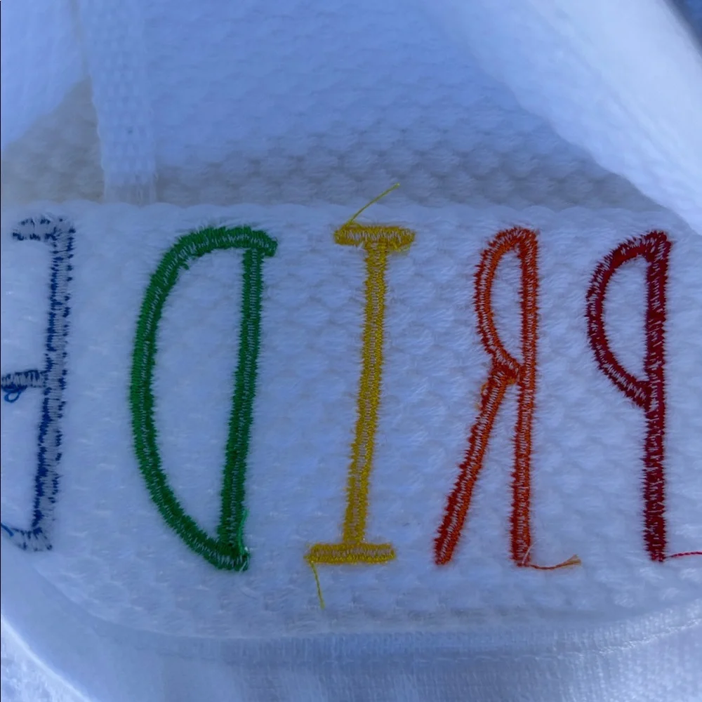 Colorful Embroidered Pride (4) Towel Set